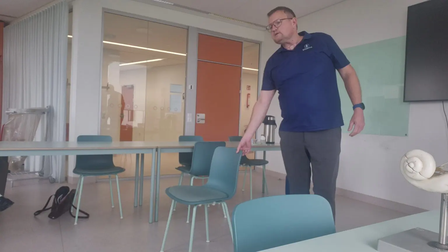 Thomas Mølgaard fait une démonstration pendant l’intervention pédagogique